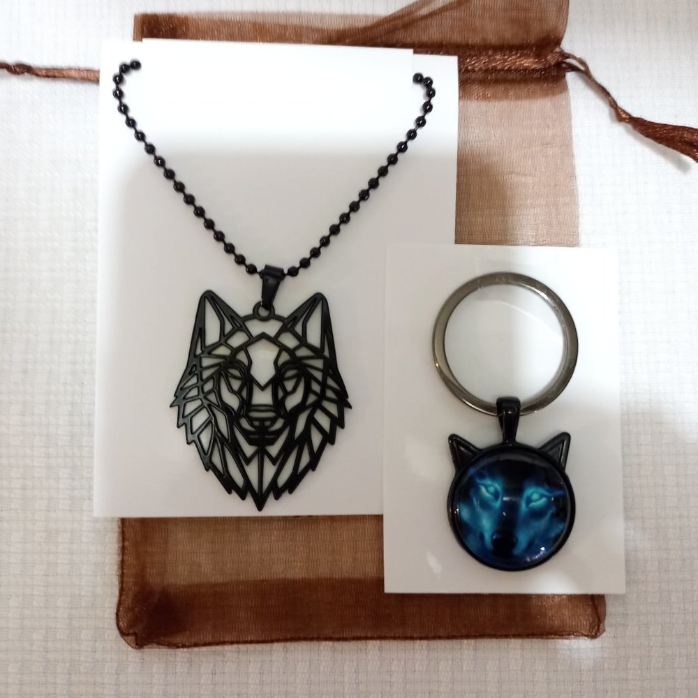 Black Wolf Necklace & Key Chain ~Gothic Gift set